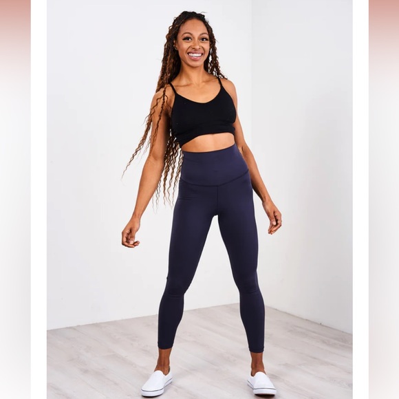 Latched Mama high waisted leggings XS - Picture 2 of 5